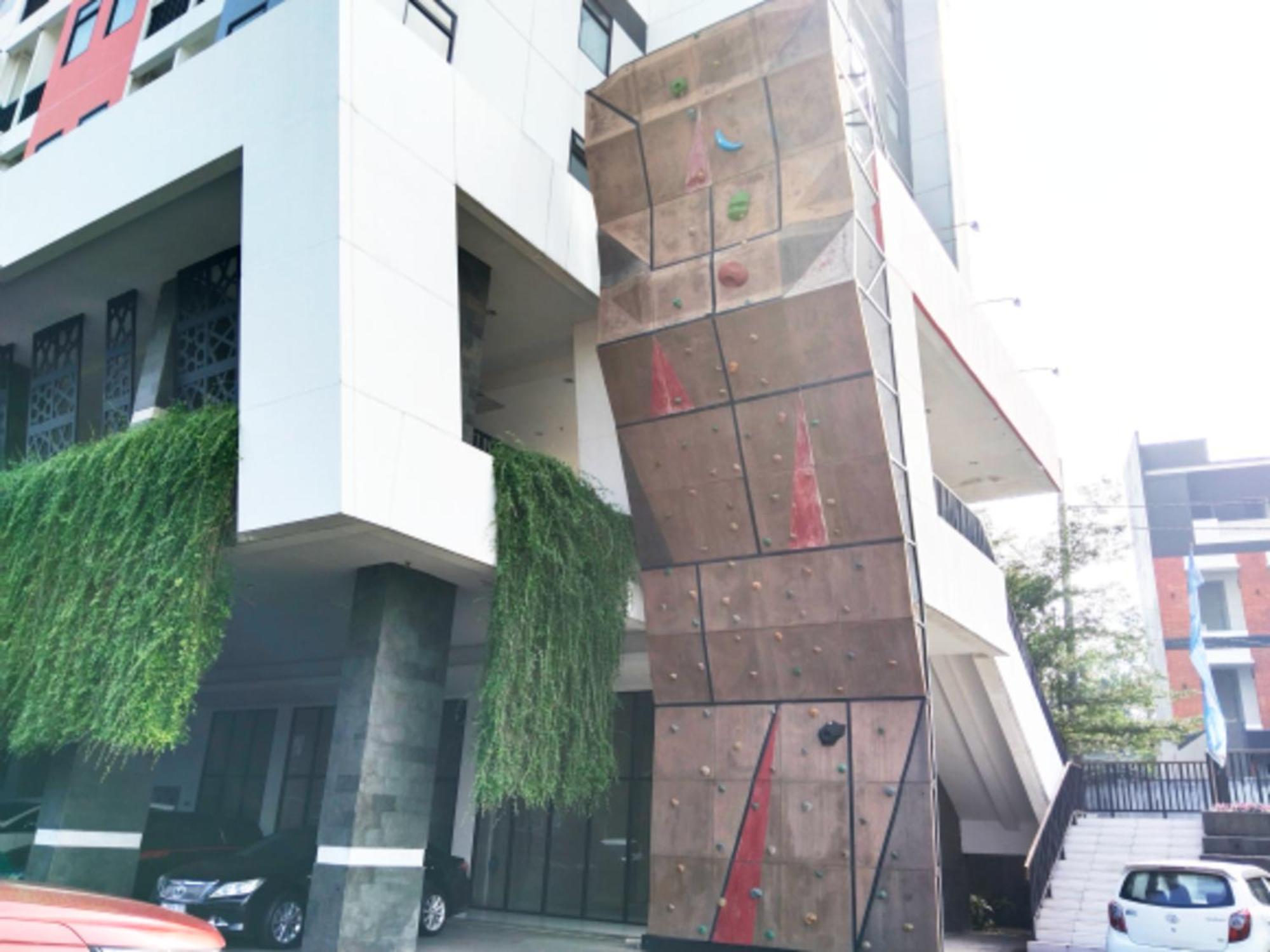 Cordova Suites 三宝垄 外观 照片